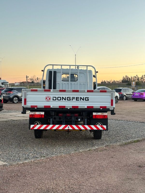 Dongfeng x foto 6
